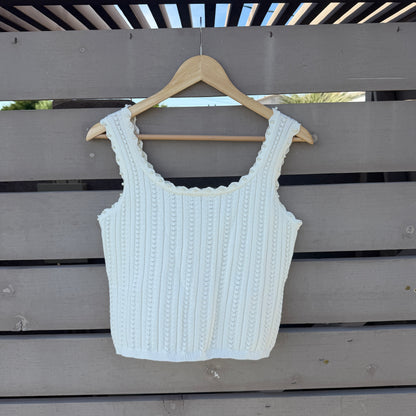 Ivory and Pearl Scallop Trim Tank