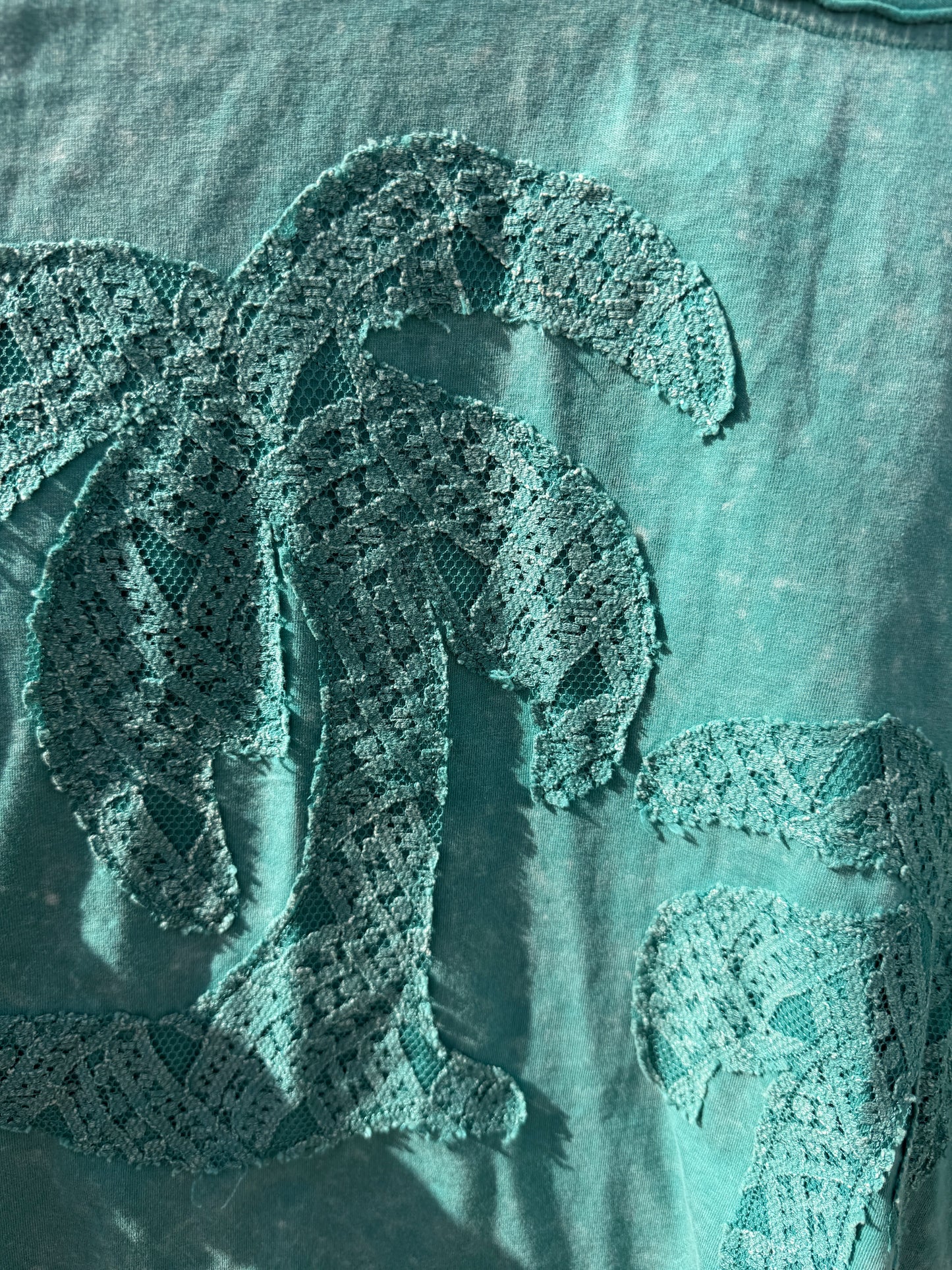 Lace Palm Tree Patch Oversized Tee